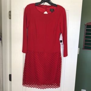 Laundry by Shelli Segal red dress Size 4 NWT . Really sharp with pretty lace